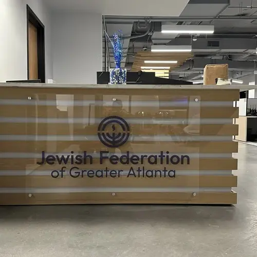 Storefront & Post and Panel Signage